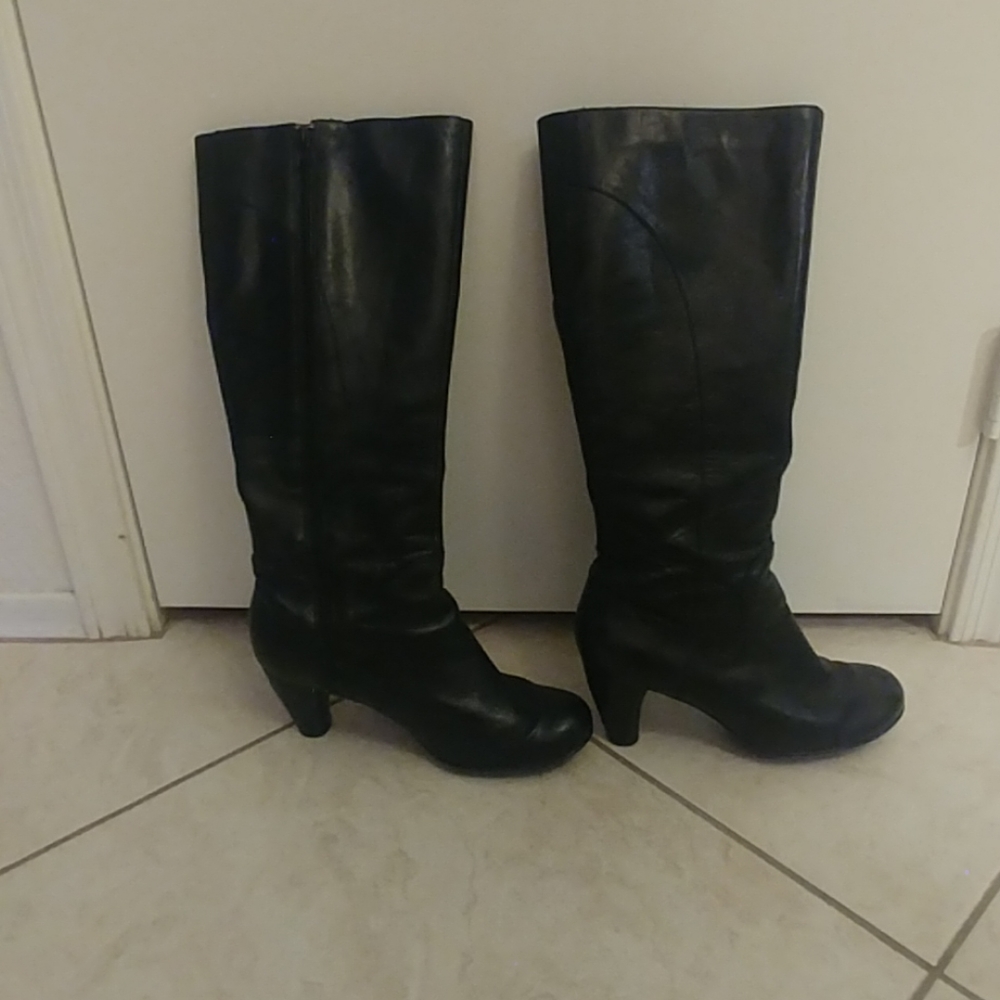 EUC black leather knee-high boots